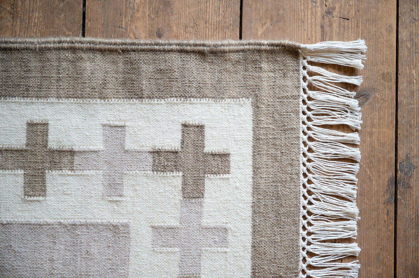 Cross Border Flatweave Rug in Mocha and Dusty Sand