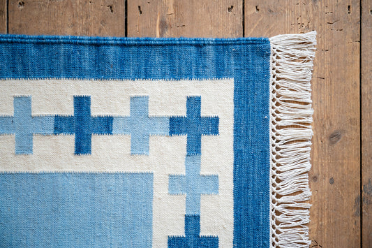 Cross Border Flatweave Rug in Dark Denim Blue and Hazy Summer Sky